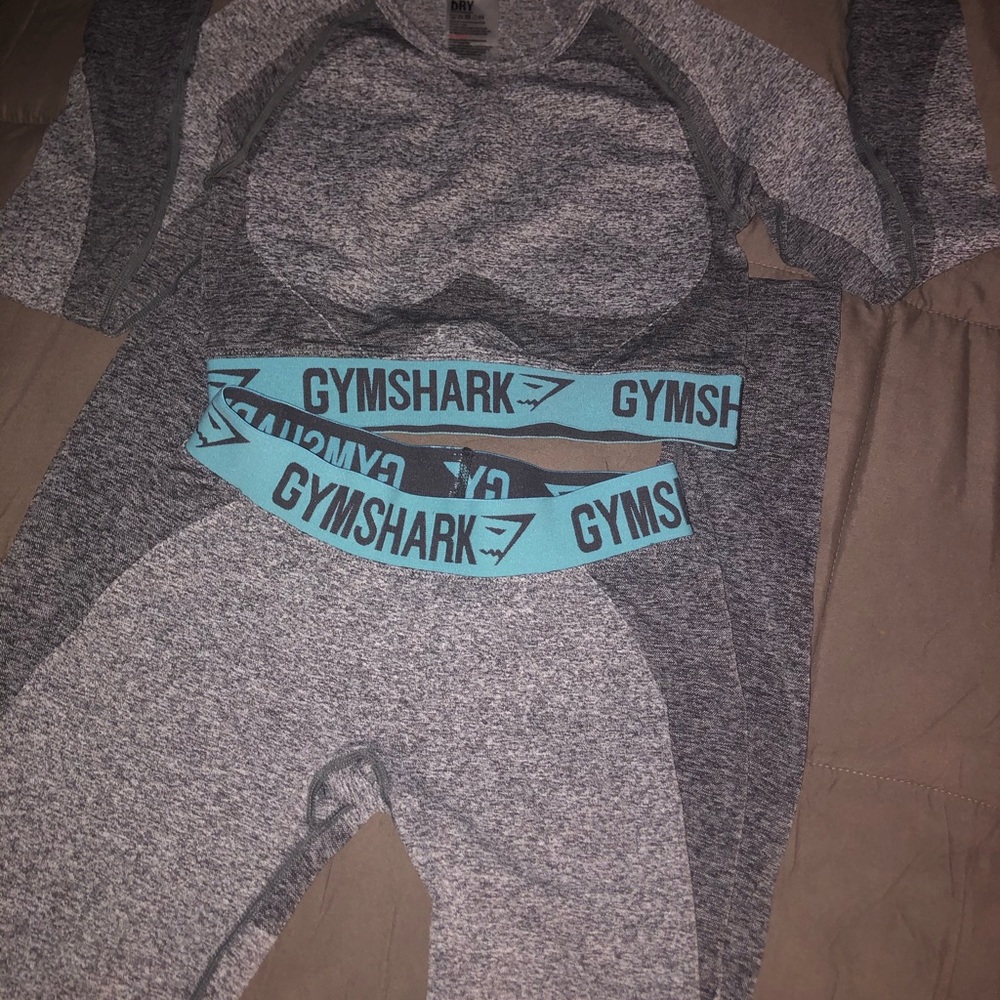 Gymshark Flex Set: Leggings & top